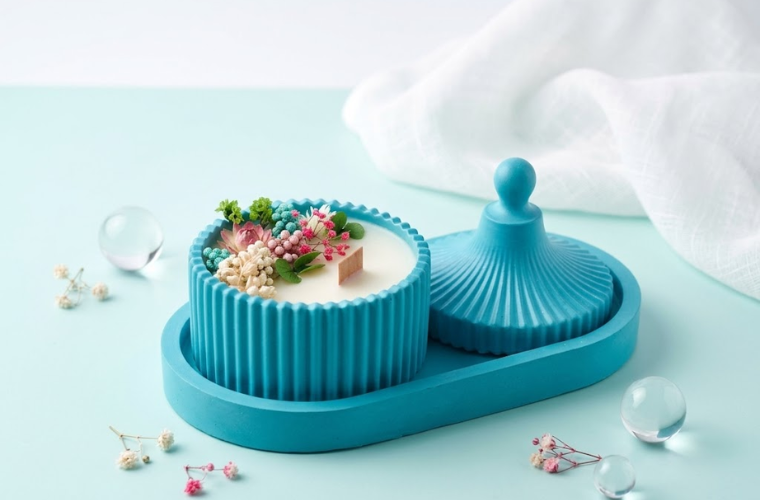 Ribbed Jar Candle with Tray